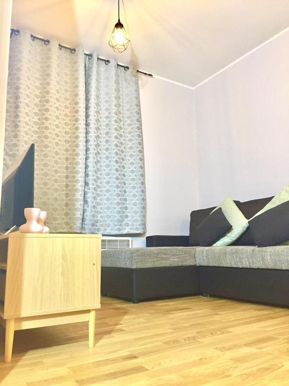 Suur-Ameerika Apartment Tallinn Buitenkant foto